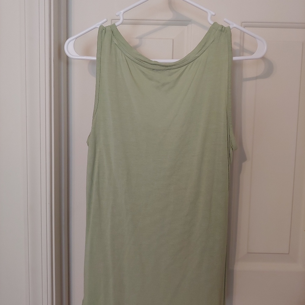 🌺Talbots Tank Top🌺 - Picture 2 of 5